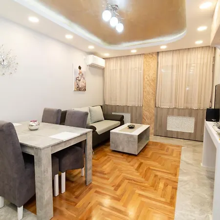 Apartment New Center 2