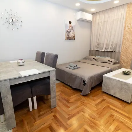 Appartamento New Center 2 Belgrado